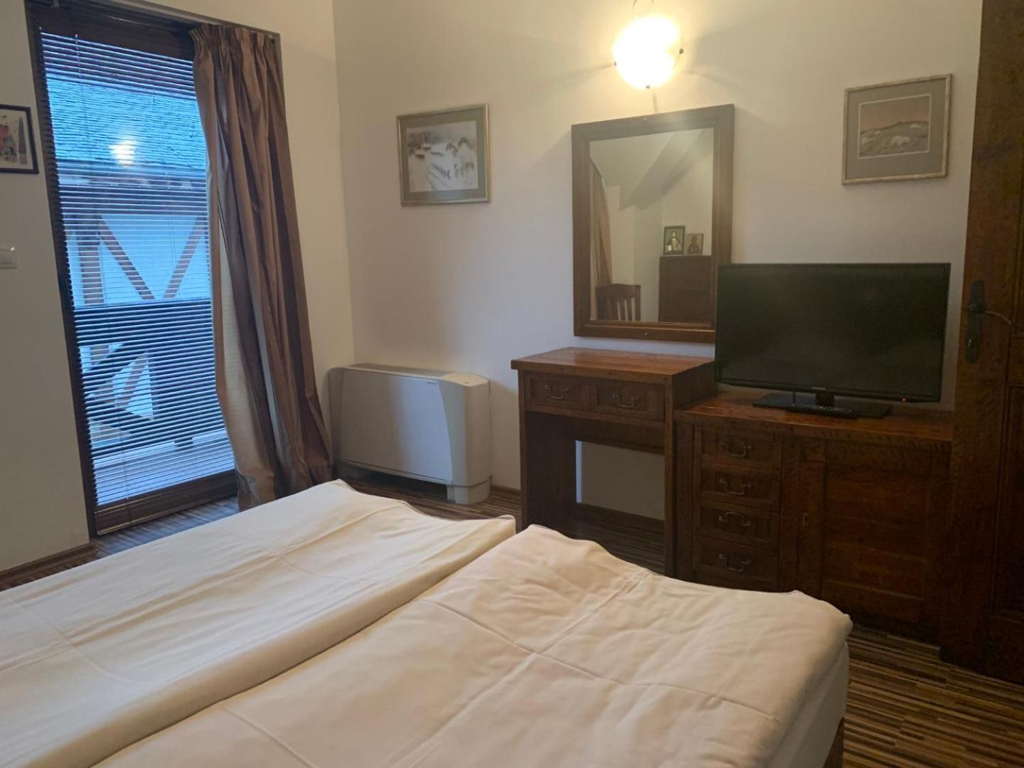 Granat Gondola Lift Apartments 班斯科 外观 照片